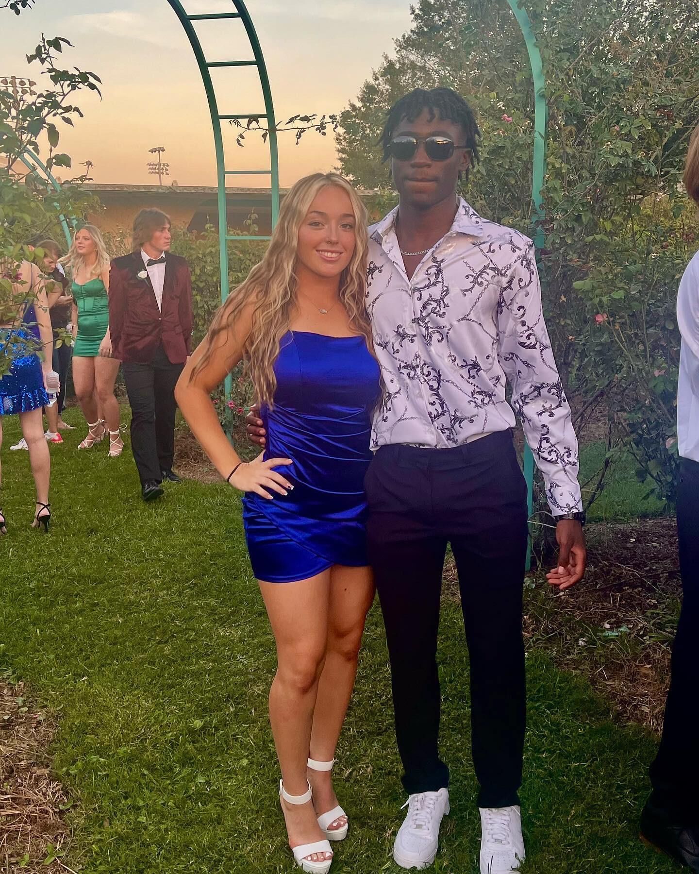 Chicas blancas, Brothas negros