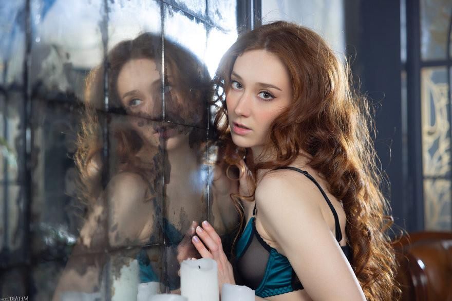 Pelirroja Alice