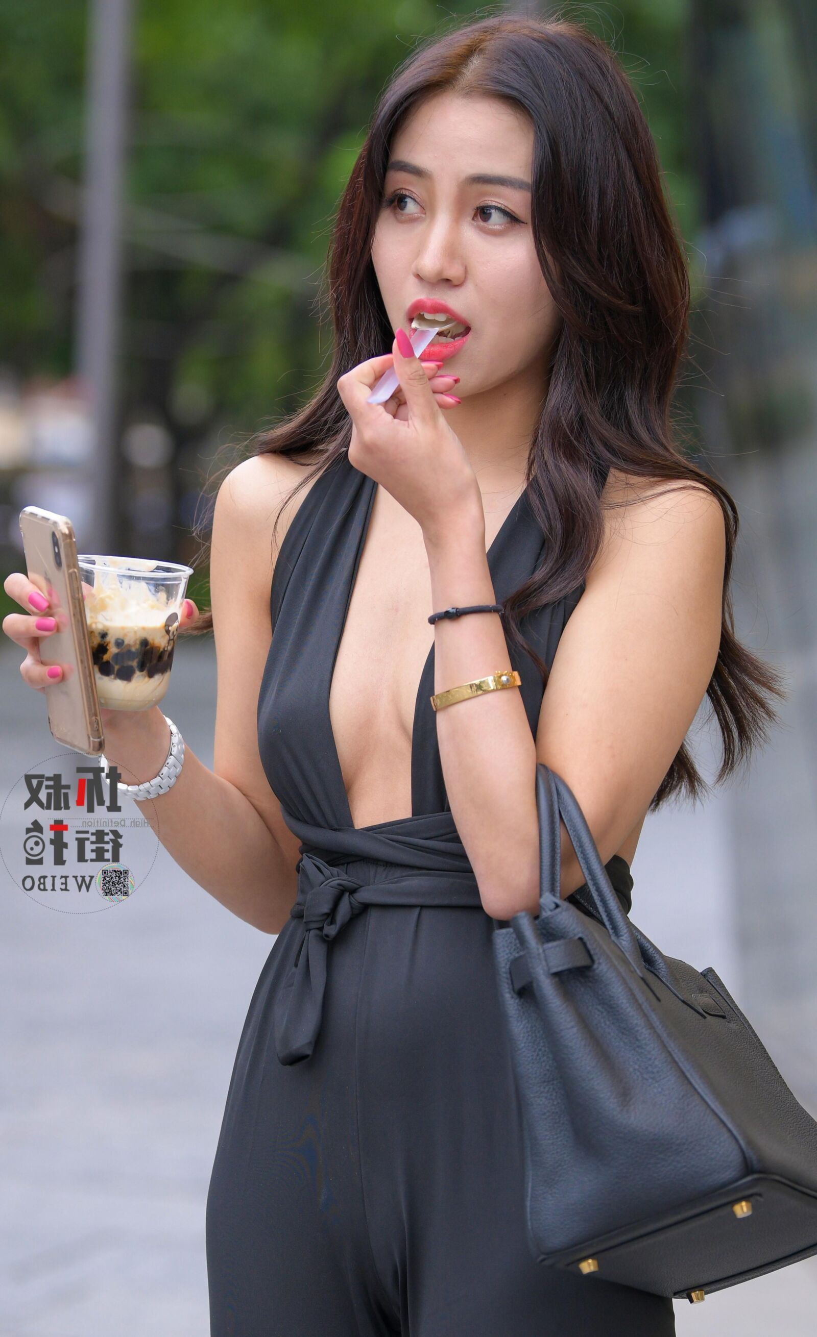 Asian Candid Women 