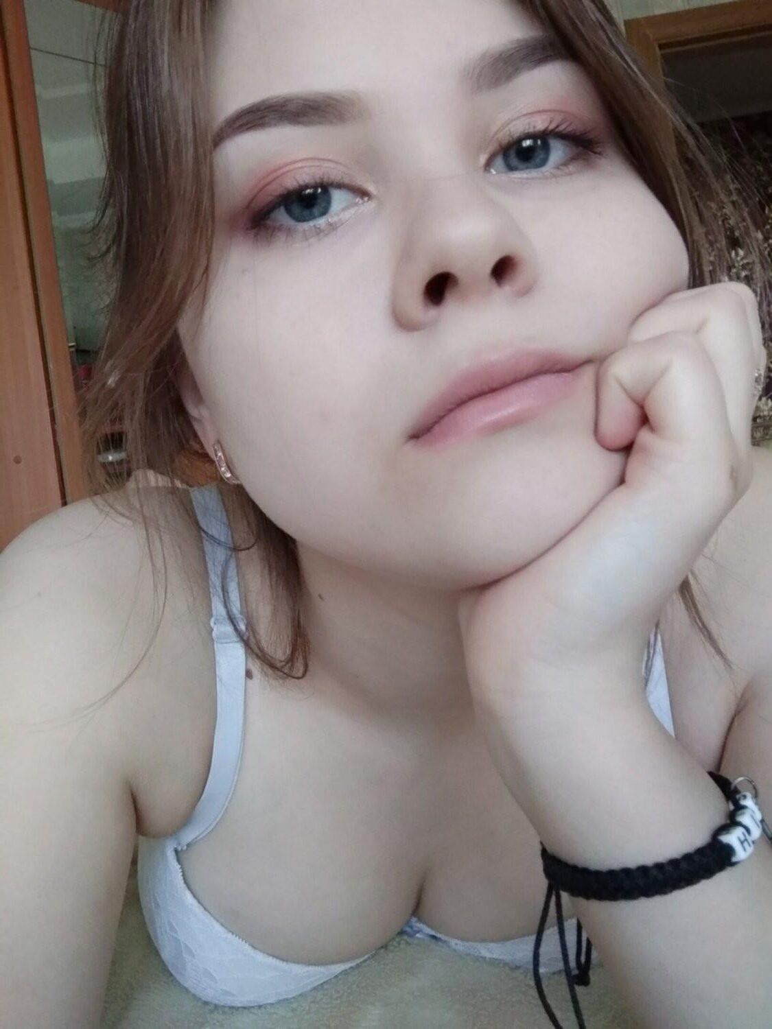 La salope russe Anastasia a fui