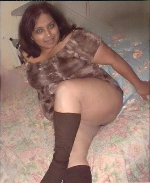 UK Asian wife for exposure
