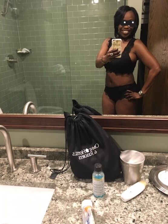 Ebony Escorts from around the globe