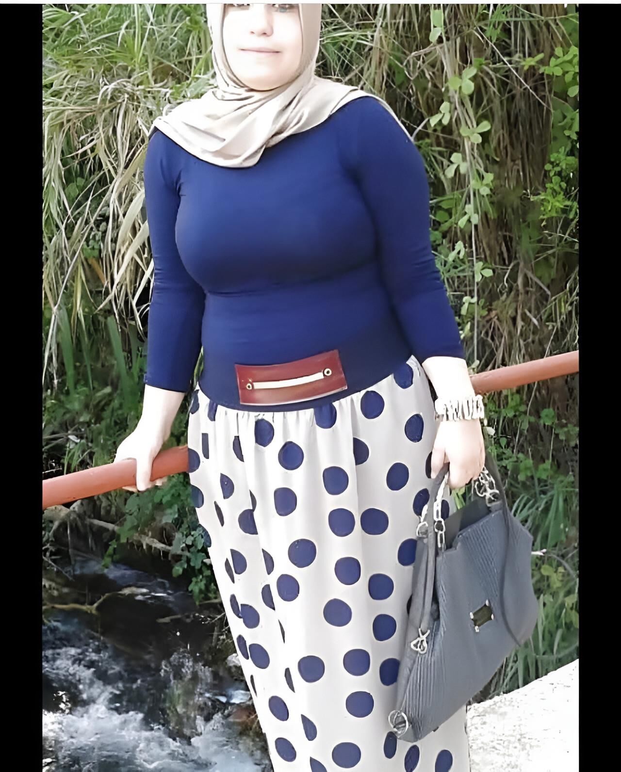 Vintage Turkish Hijab Sexsi Photo