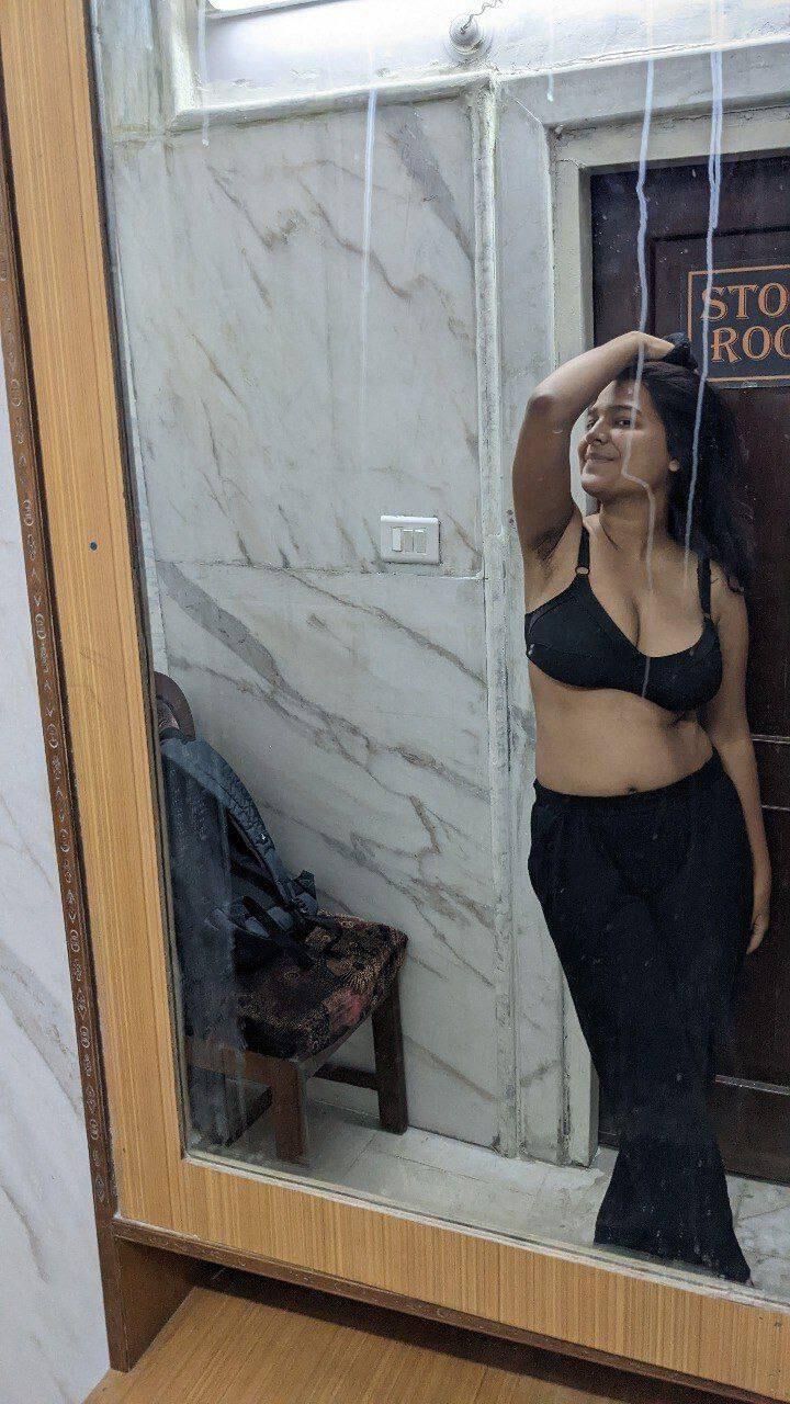 Booby Indian Babe