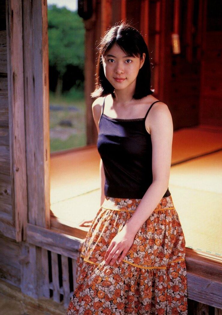 Glamorous Asian Actresses 