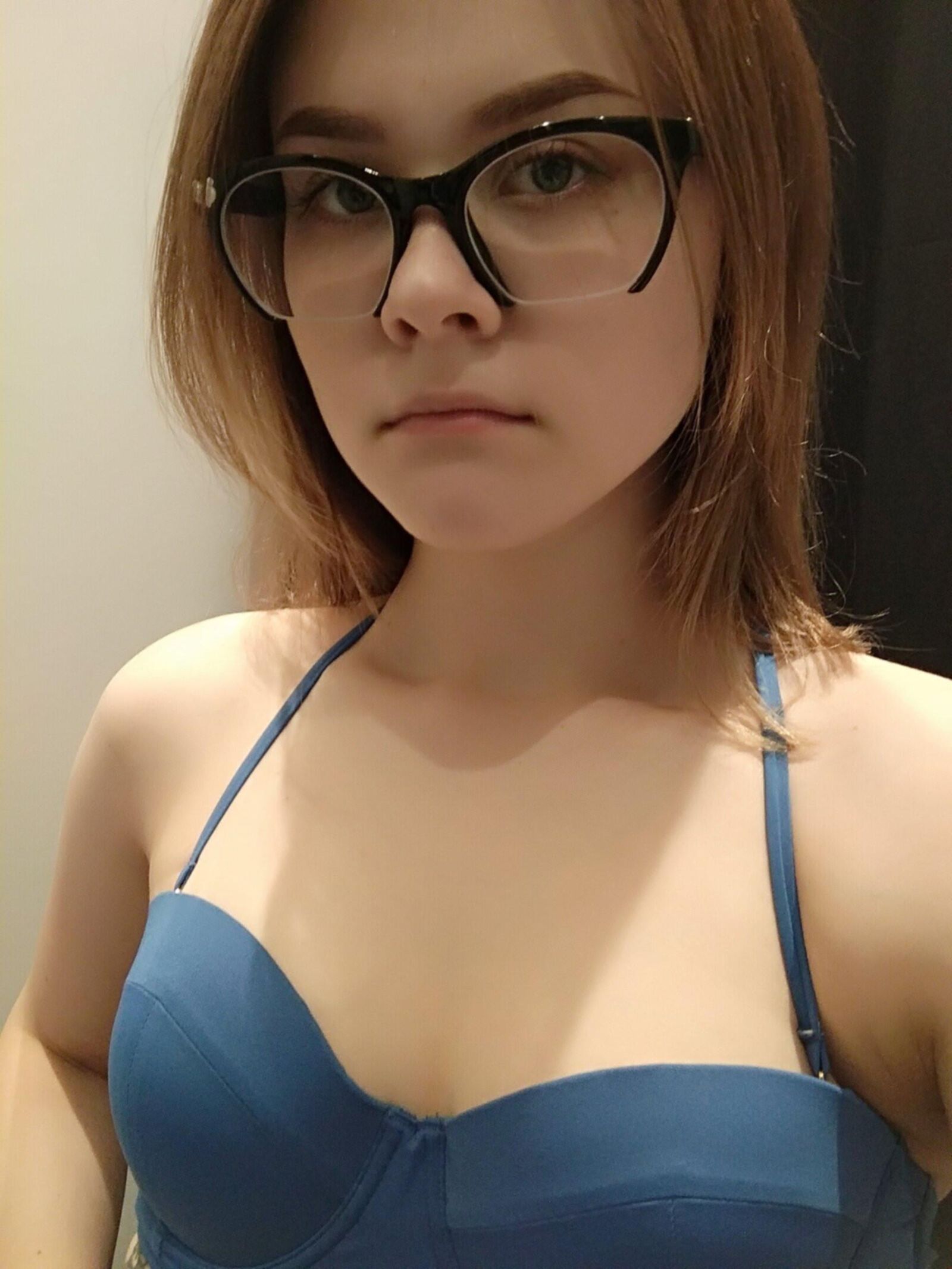 La salope russe Anastasia a fui