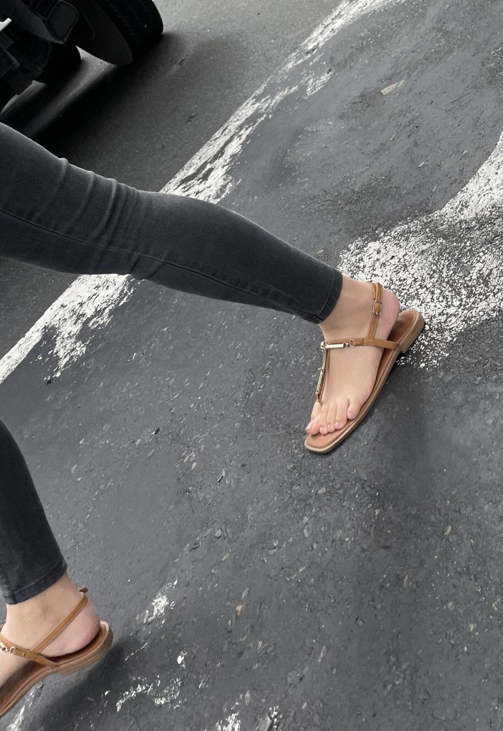 Pies sinceros de latina