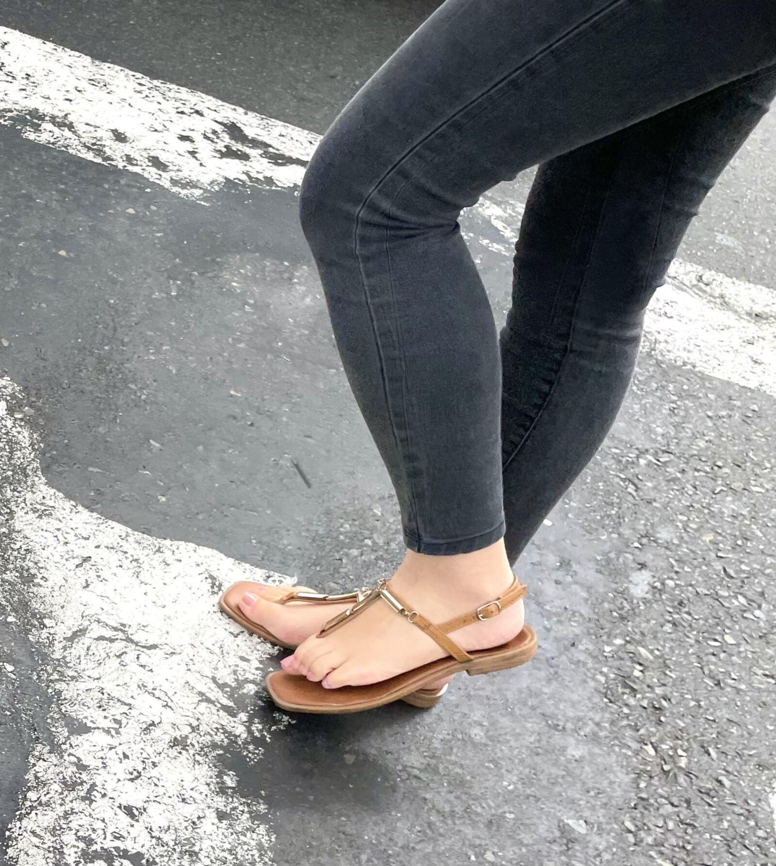 Pies sinceros de latina