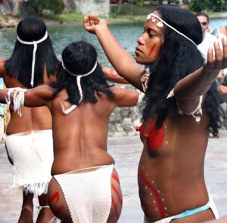 Tribus: Brasil Amazon Indian Native 🌴🥥🌴