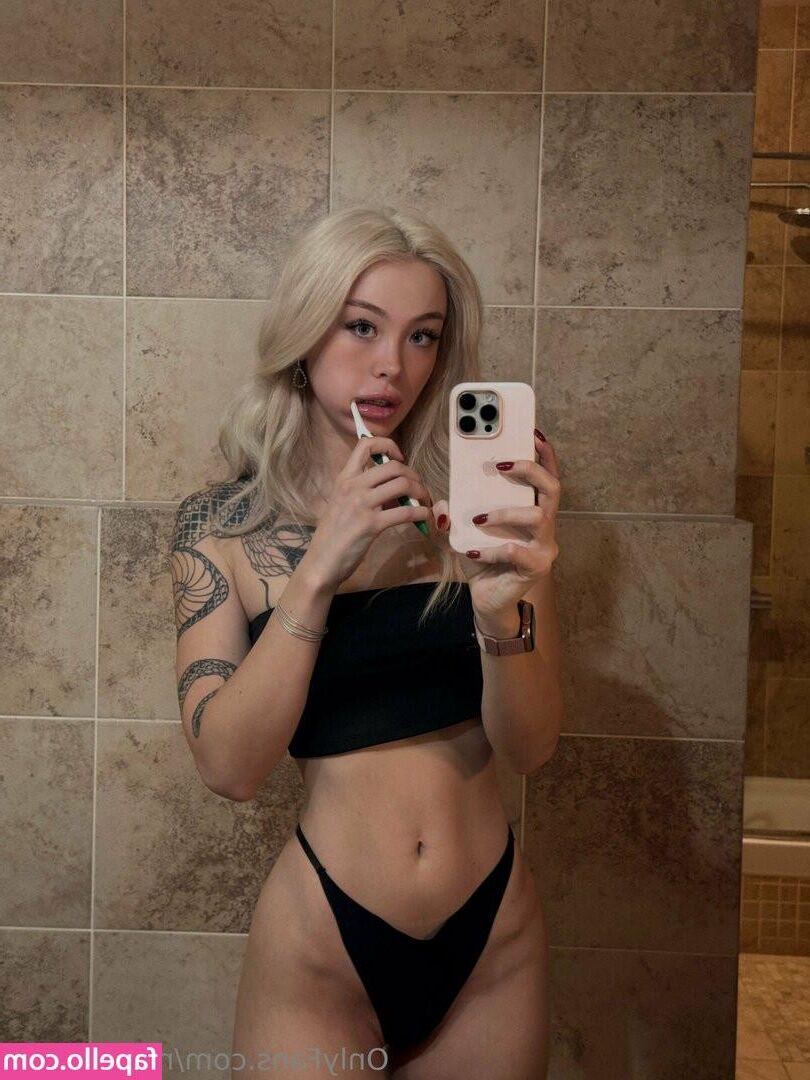 Milla  Sexy Latina
