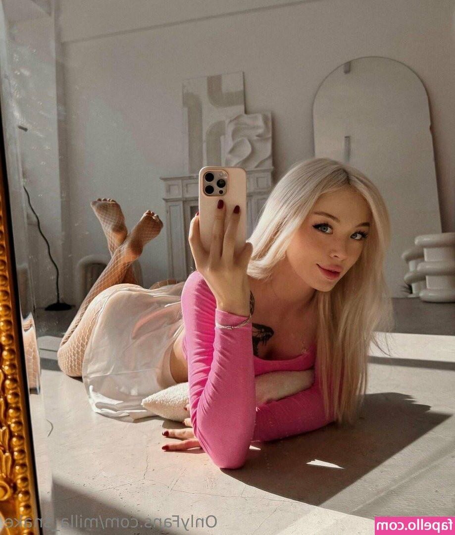 Milla  Sexy Latina