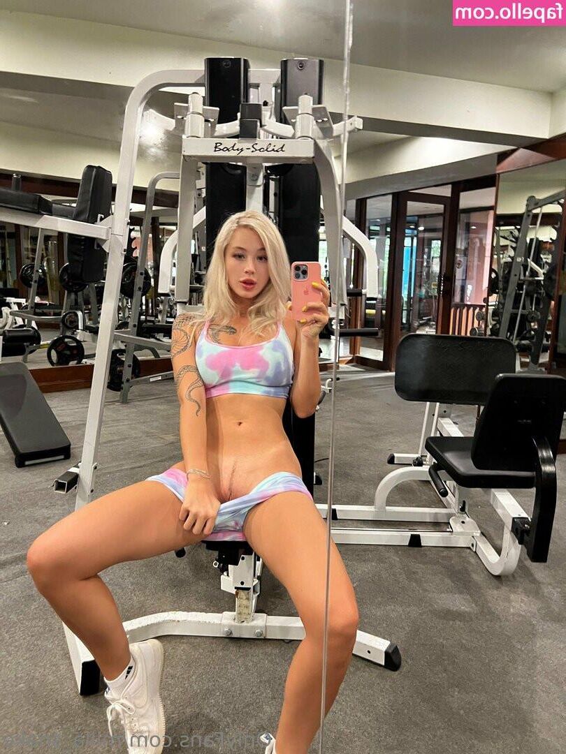 Milla  Sexy Latina