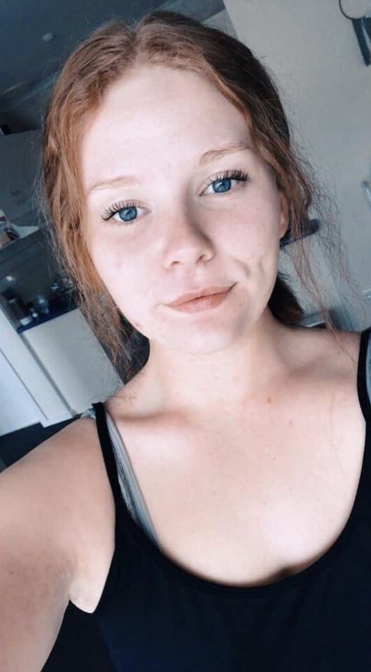 Sexy Redhead Taylor