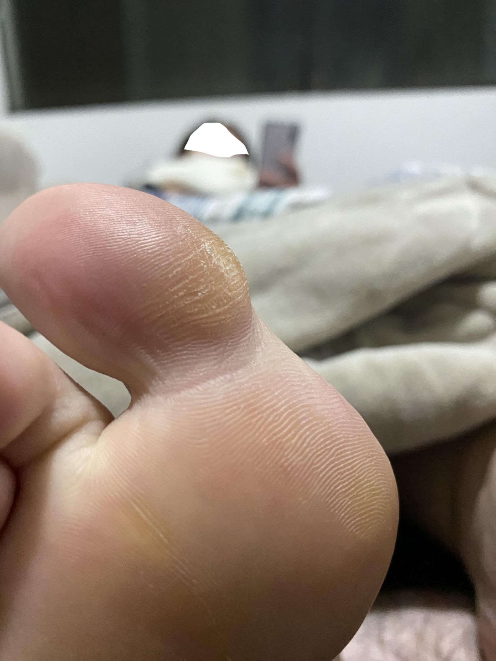 Wife soles to be licked and cummed by a true bbc