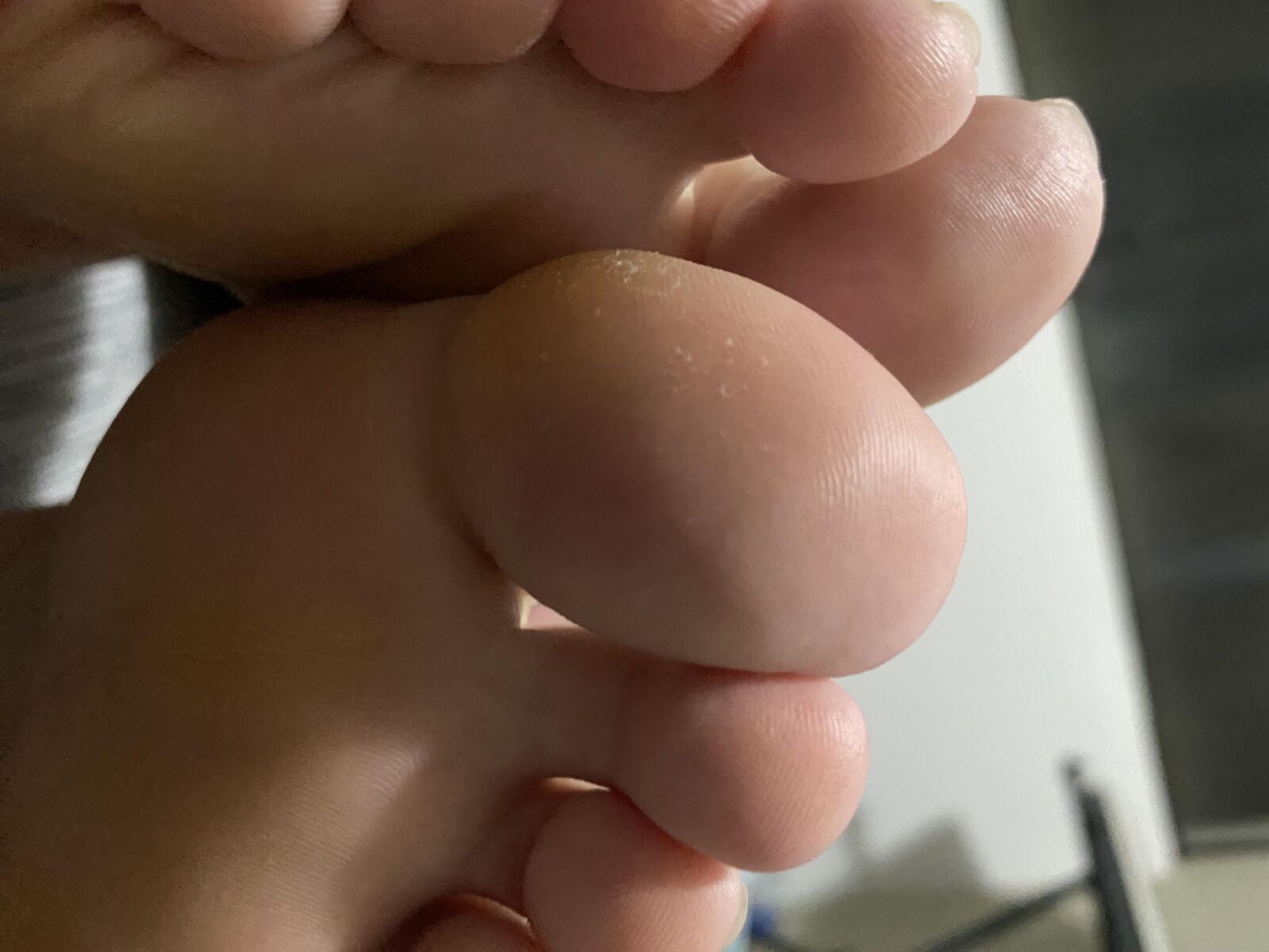 Wife soles to be licked and cummed by a true bbc