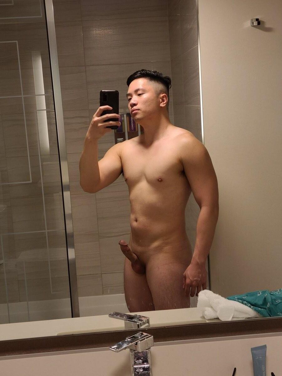 Asian guys nude selfies mix