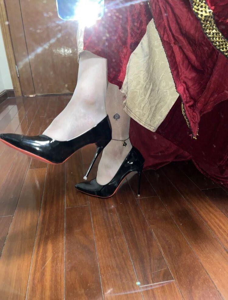 Asian Queen of Spades