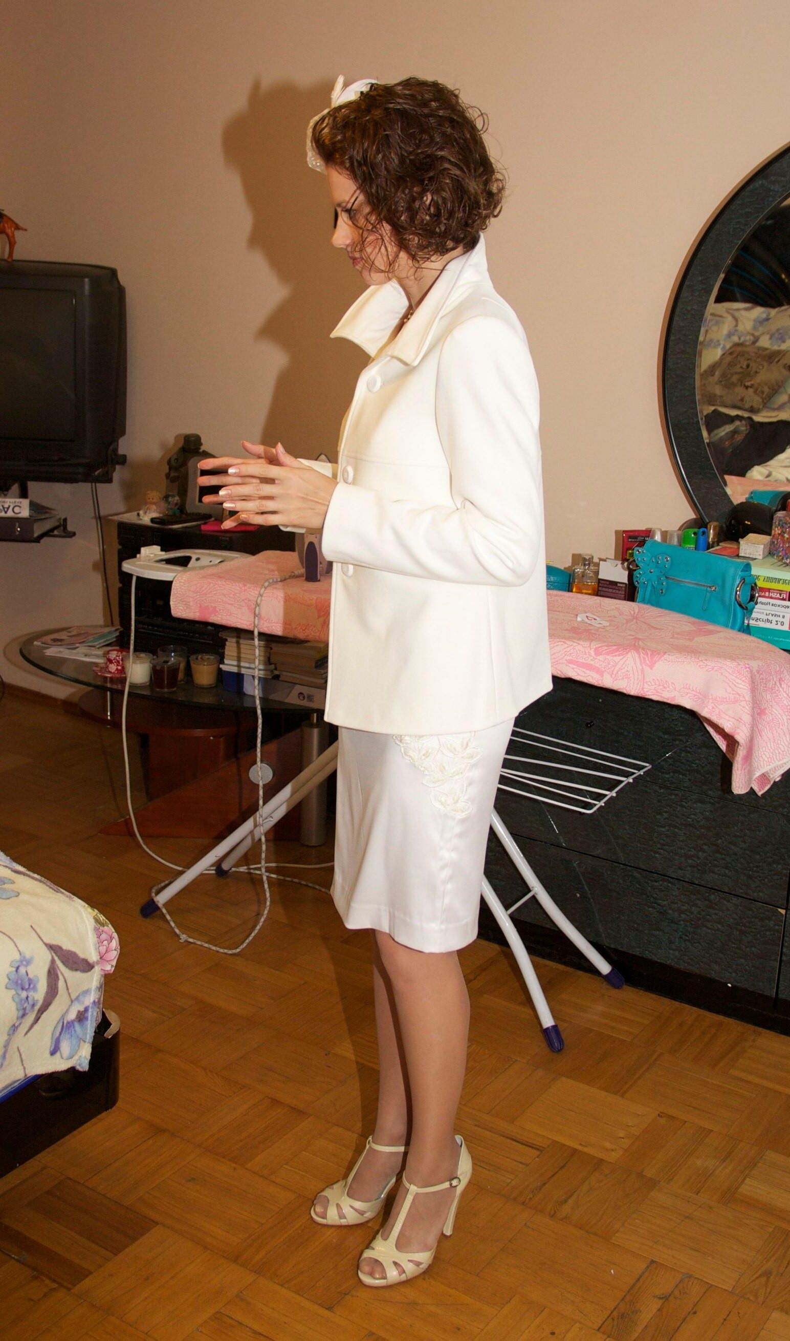 Gilf y MILF Boda Pantyhose Skinny Russian Bride