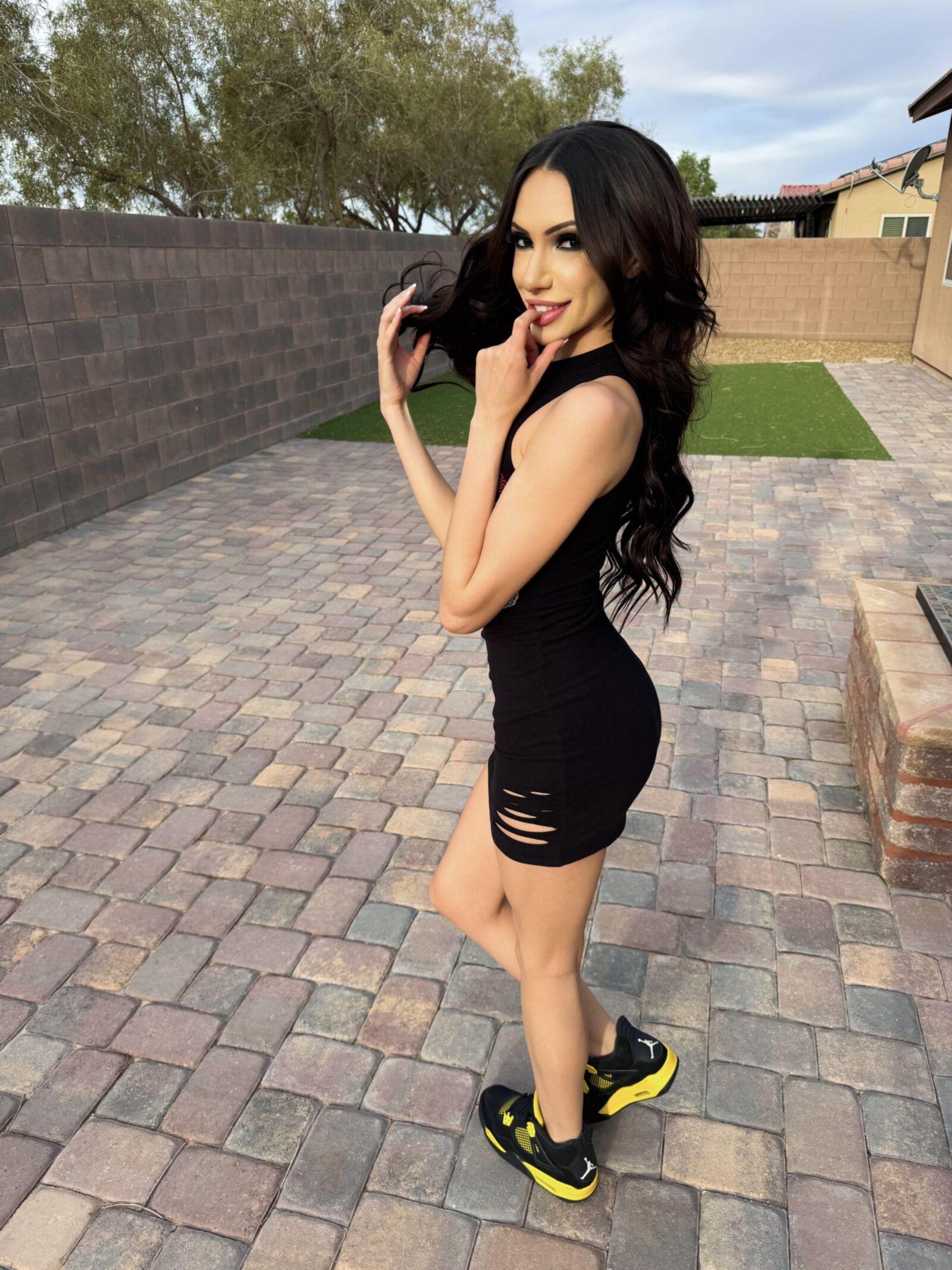 Marie Sexy Skinny Anal Latino Brunette Girl Mixed Photos chaudes