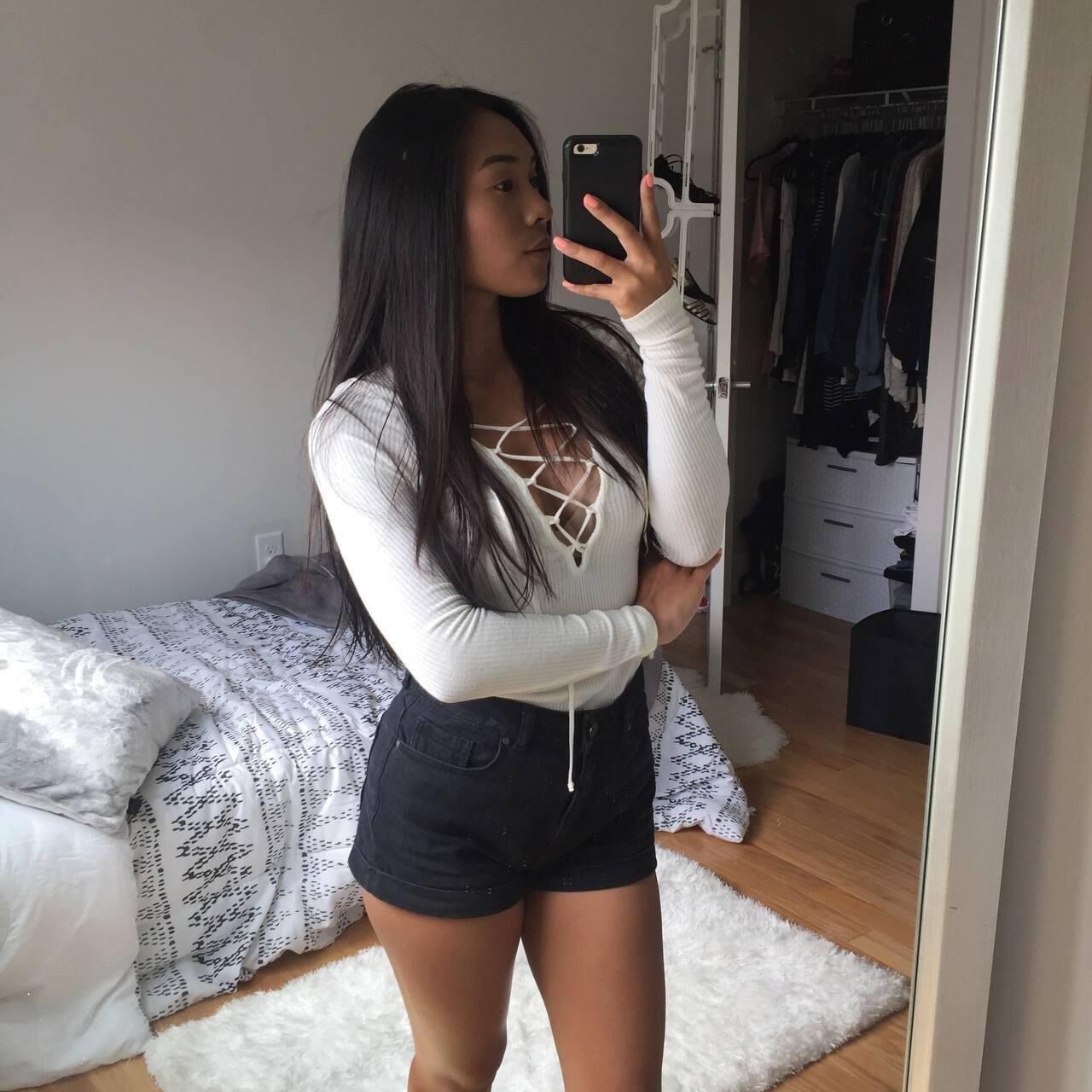 Venise Asian beauty