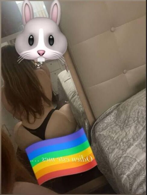 Sexy pelirroja GF tiene un buen cuerpo