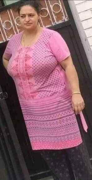 Desi milfs