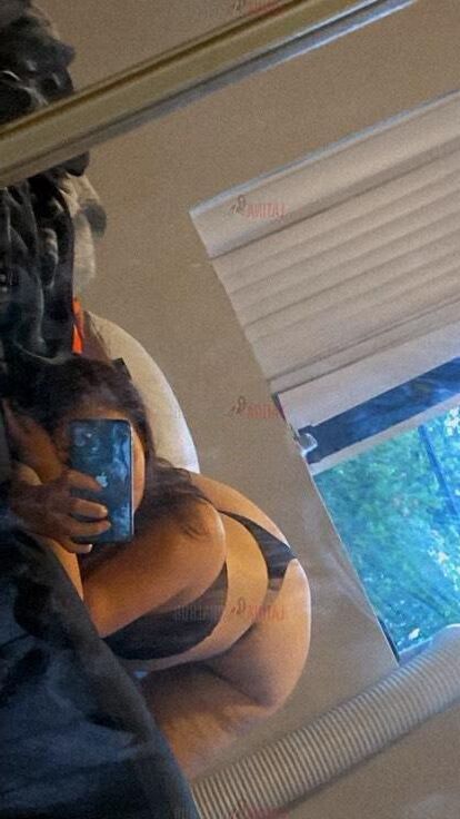 Latina milf exposed