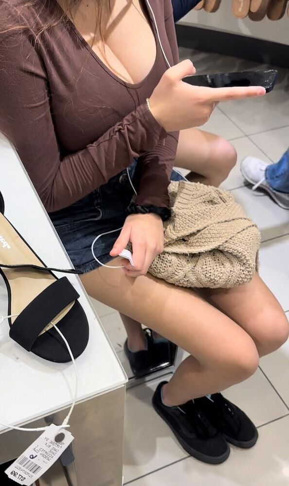 Candid Down Blouse Big Tits Latina Teen