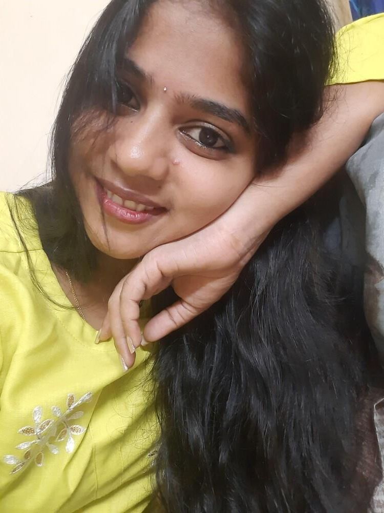 Indian webslut keerthi exposé