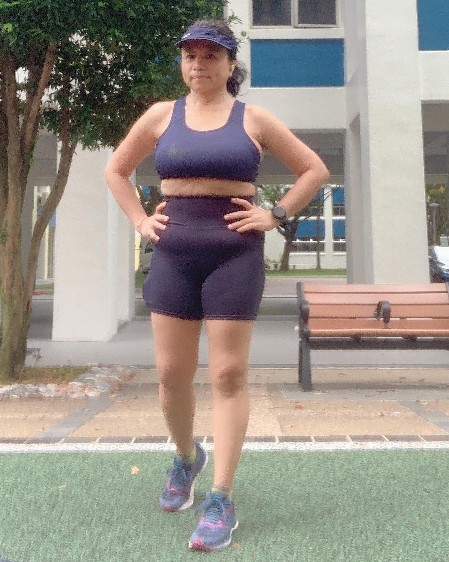 gros seins indonésiens milf salope ratna