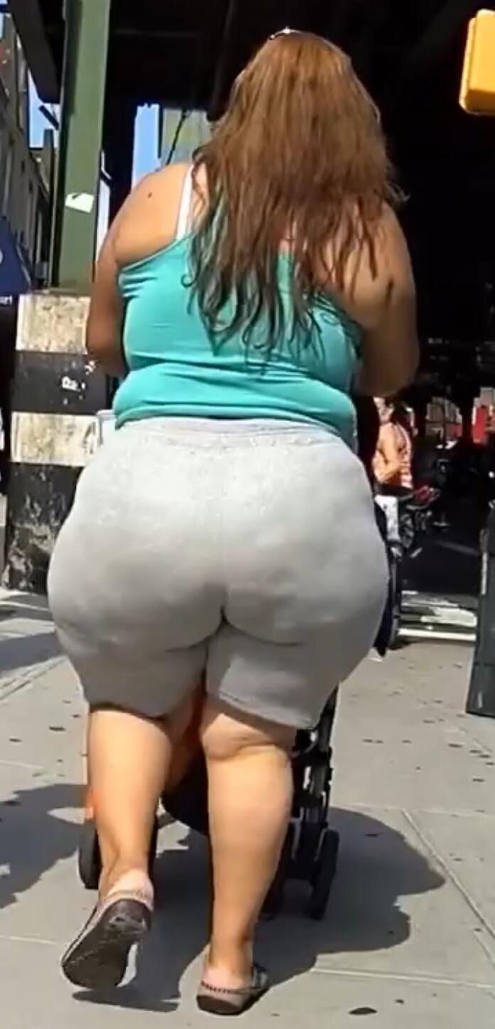Épais bbw milf latina avec fatass et candide VPL