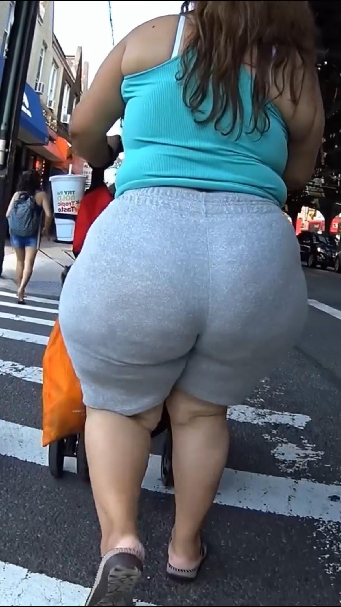 Épais bbw milf latina avec fatass et candide VPL