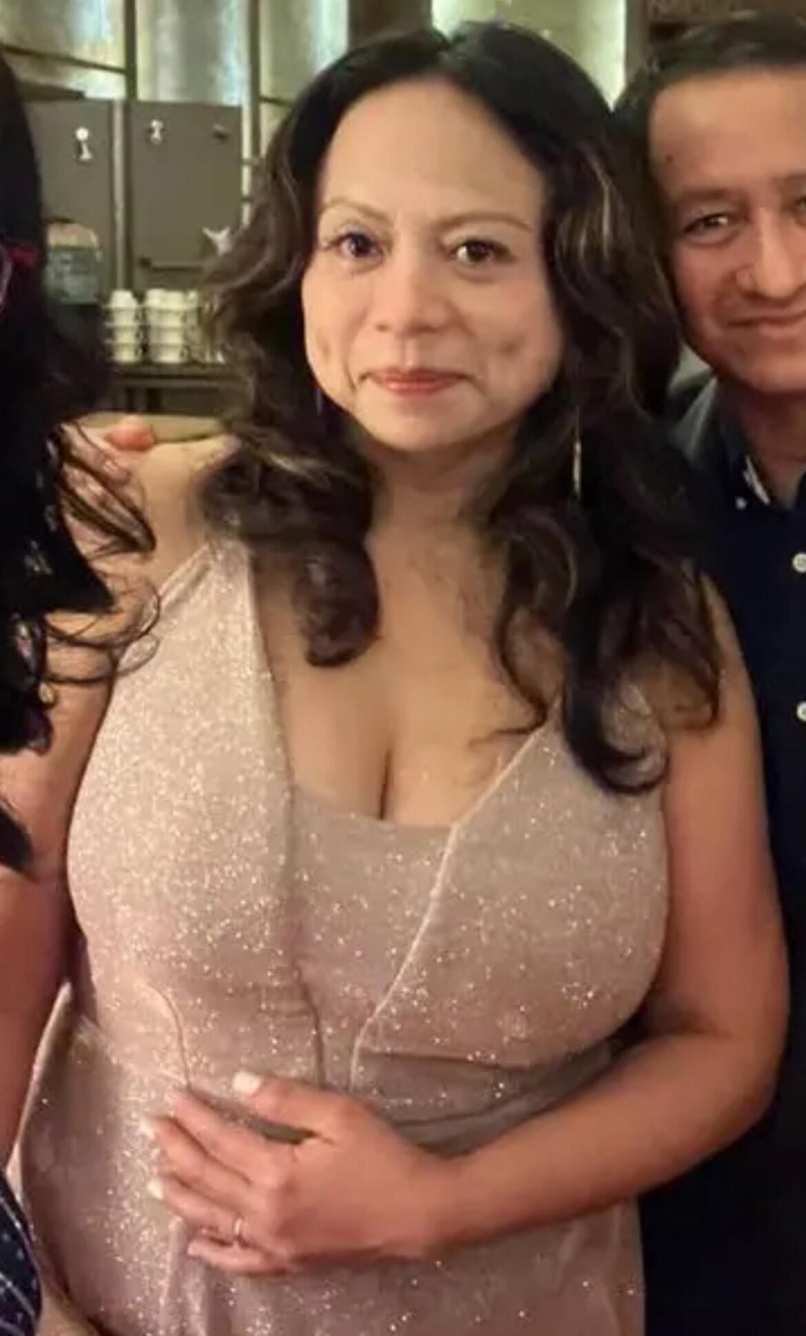 gros seins indonésiens milf salope ratna