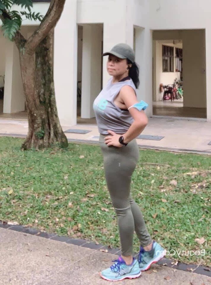 gros seins indonésiens milf salope ratna