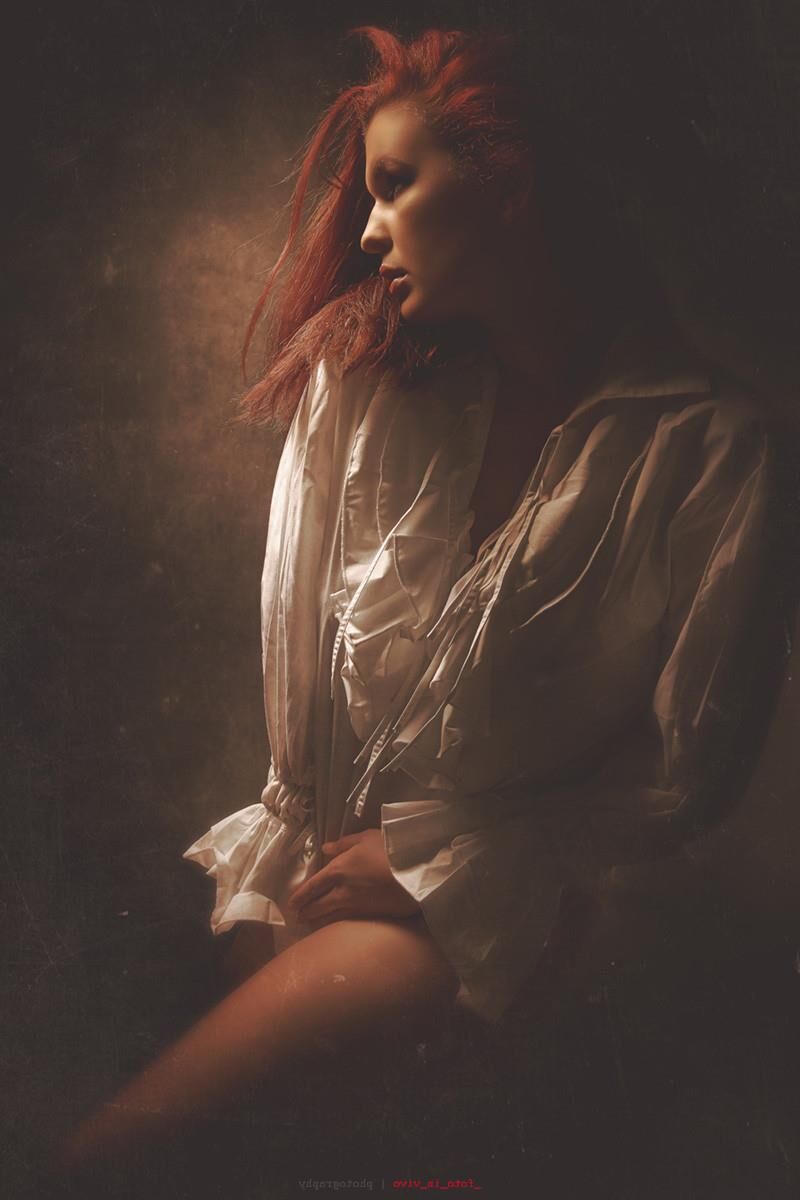 Julia r @ mm chaud comme l'enfer grand rousse
