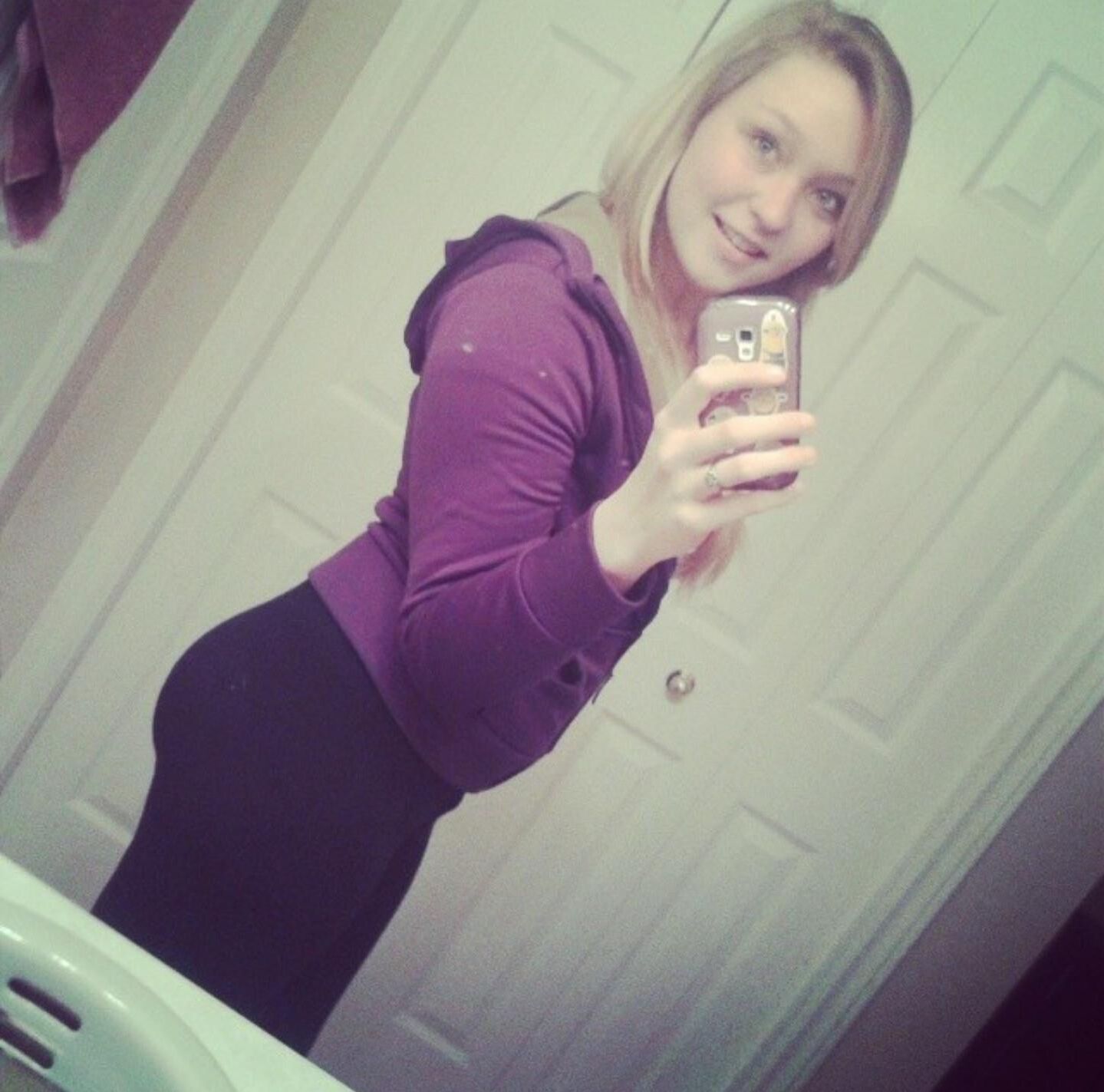 College Snowbunny PAWG for BBC: Lindsay