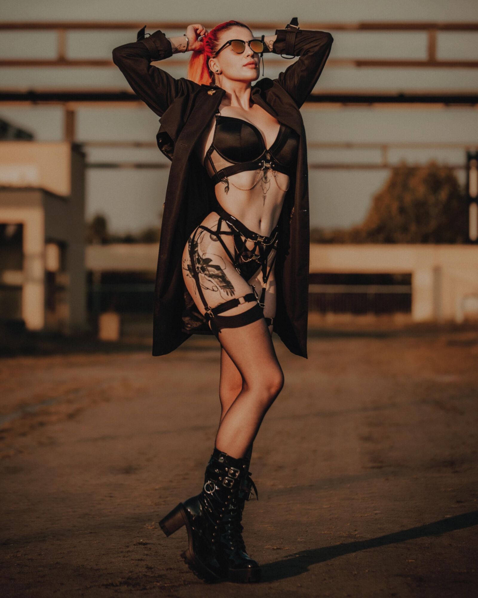 Julia r @ mm chaud comme l'enfer grand rousse