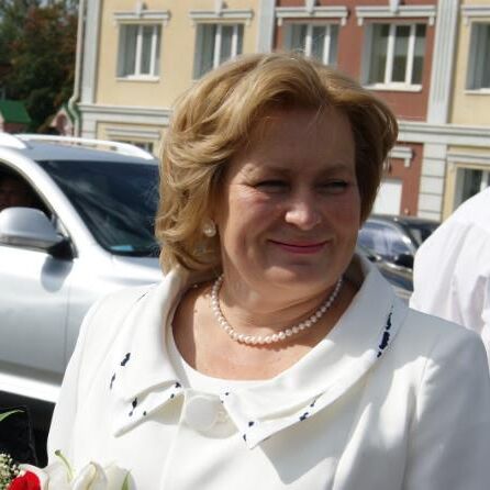 Ludmila madura de Izhevsk en Rusia no quiere ser reconocida
