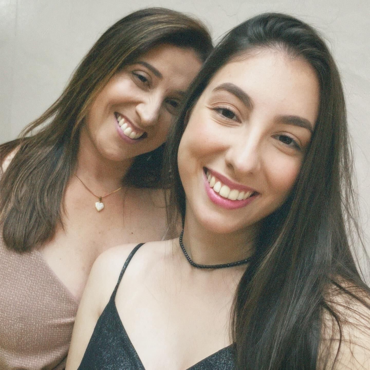 Teen Larissa for tributes