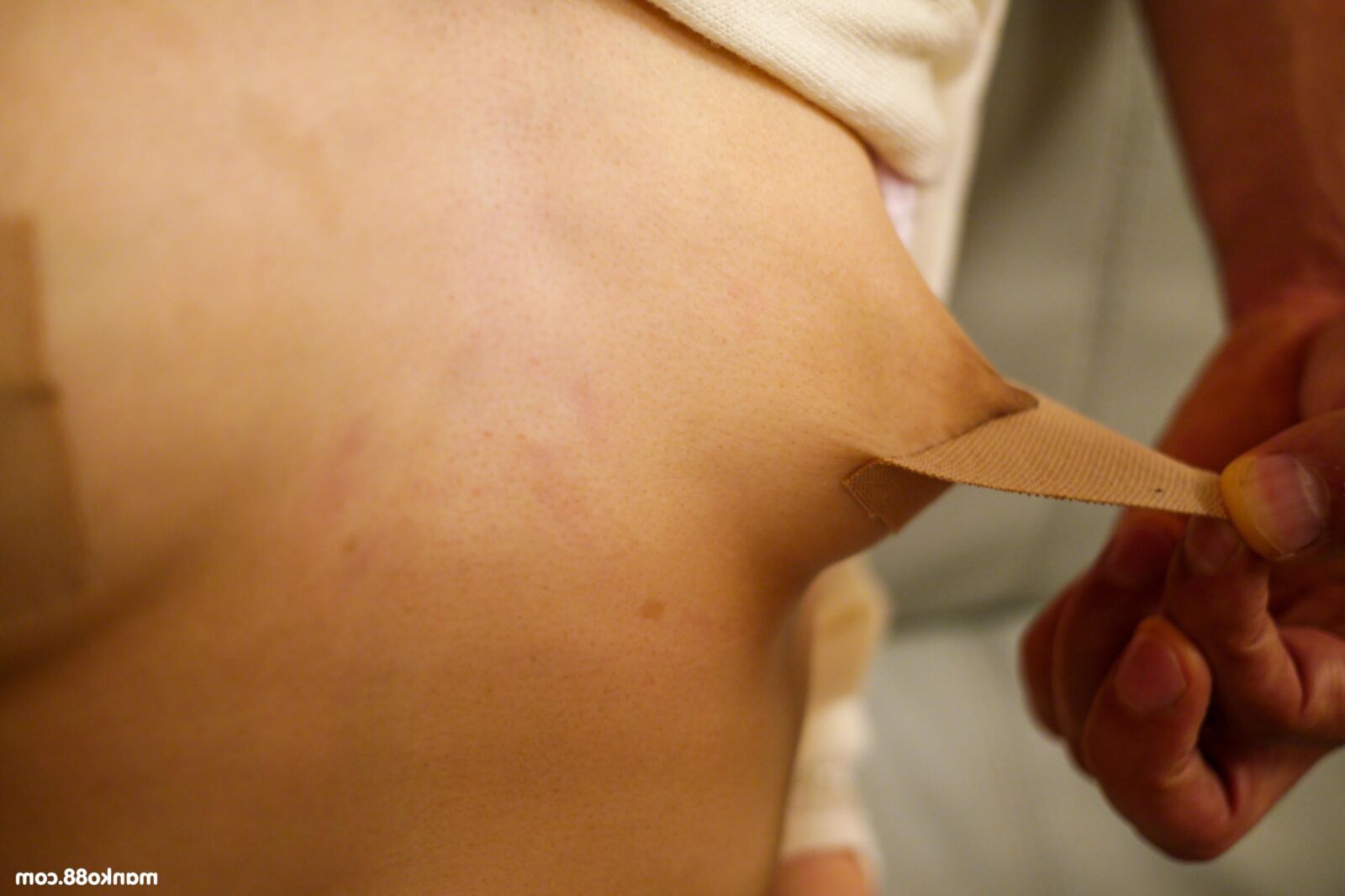 Skinny Japanese Babe Gets Boned and Spermed