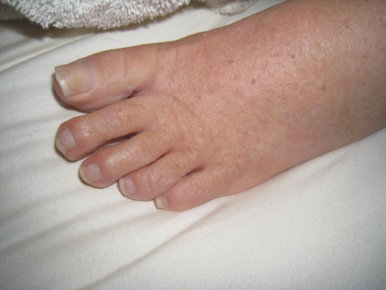 Elaine's Size / Feet and Red Pubic Hair