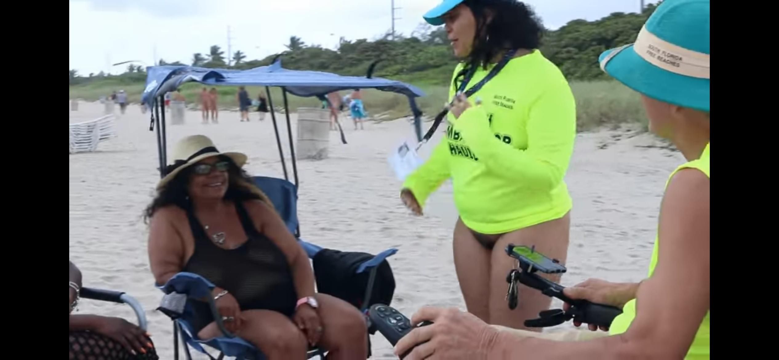 Bottomless Latina pawg with big ass and hairy pussy at the beach