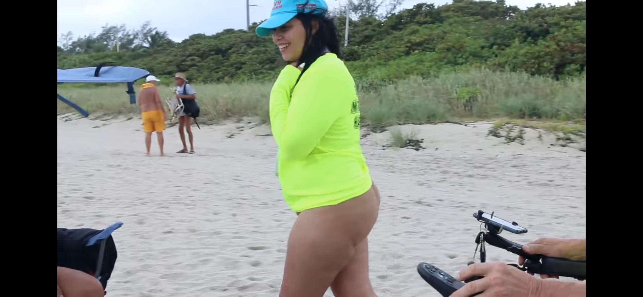 Bottomless Latina pawg with big ass and hairy pussy at the beach