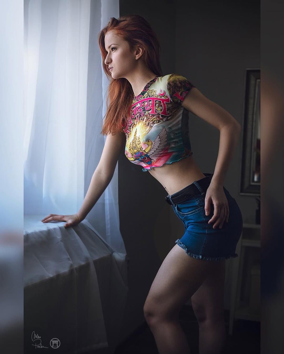 Extra sexi czech redhead model ( Veroniva Stehlikova)