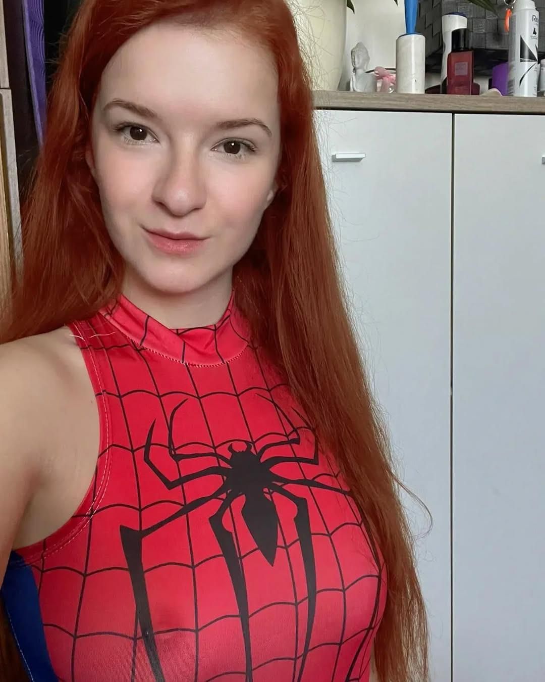 Extra sexi czech redhead model ( Veroniva Stehlikova)