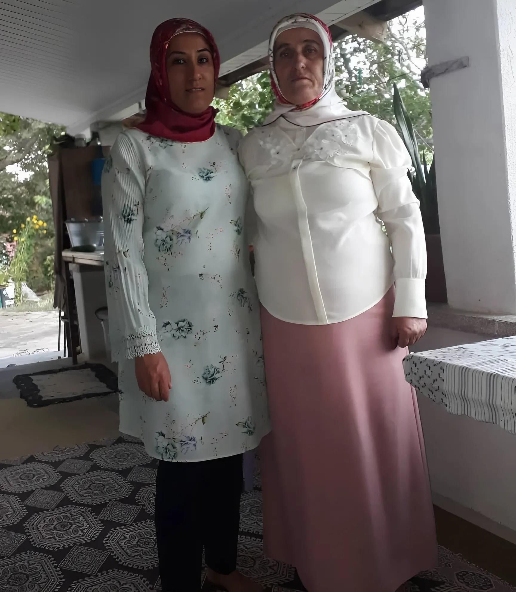 TURKISH SEXY HIJAB 