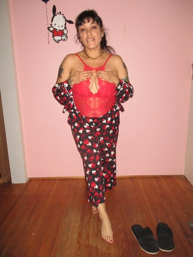 nn milf LatinAsian Gianna Xiaojiao Lopez
