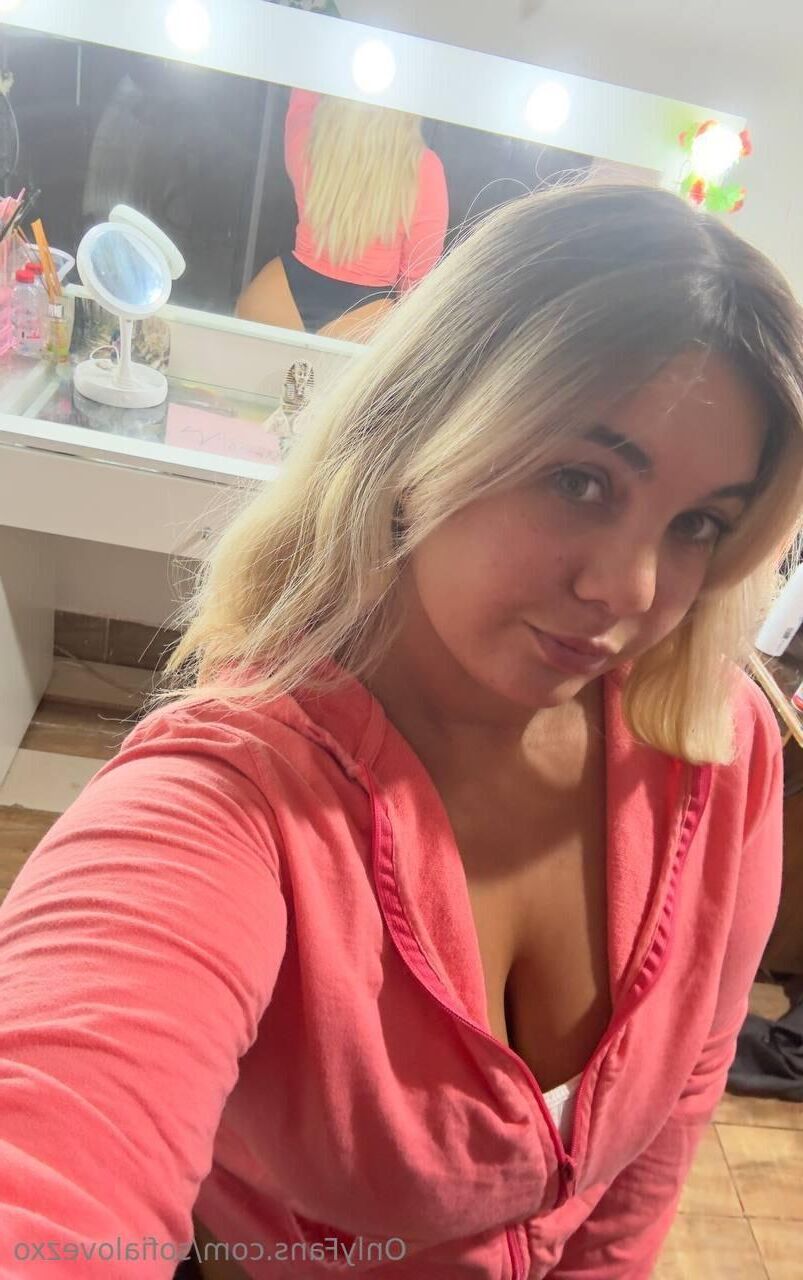 Sofia Huge Butt Big Boobs Gorgeous Latina BBW Girl Mixed Hot Sho