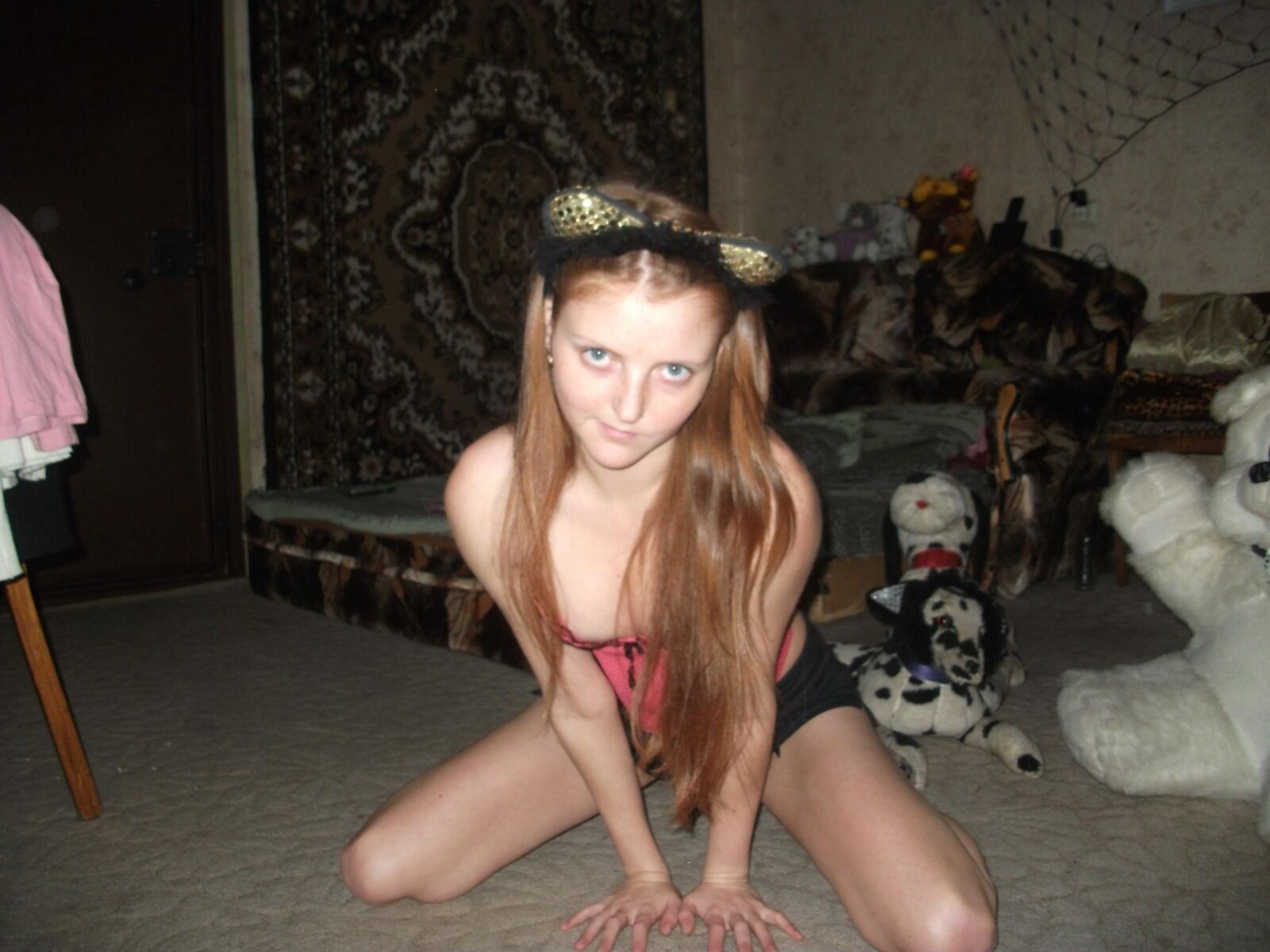 サンクトペテルブルクのイリーナとダーシャロシアの母親と娘