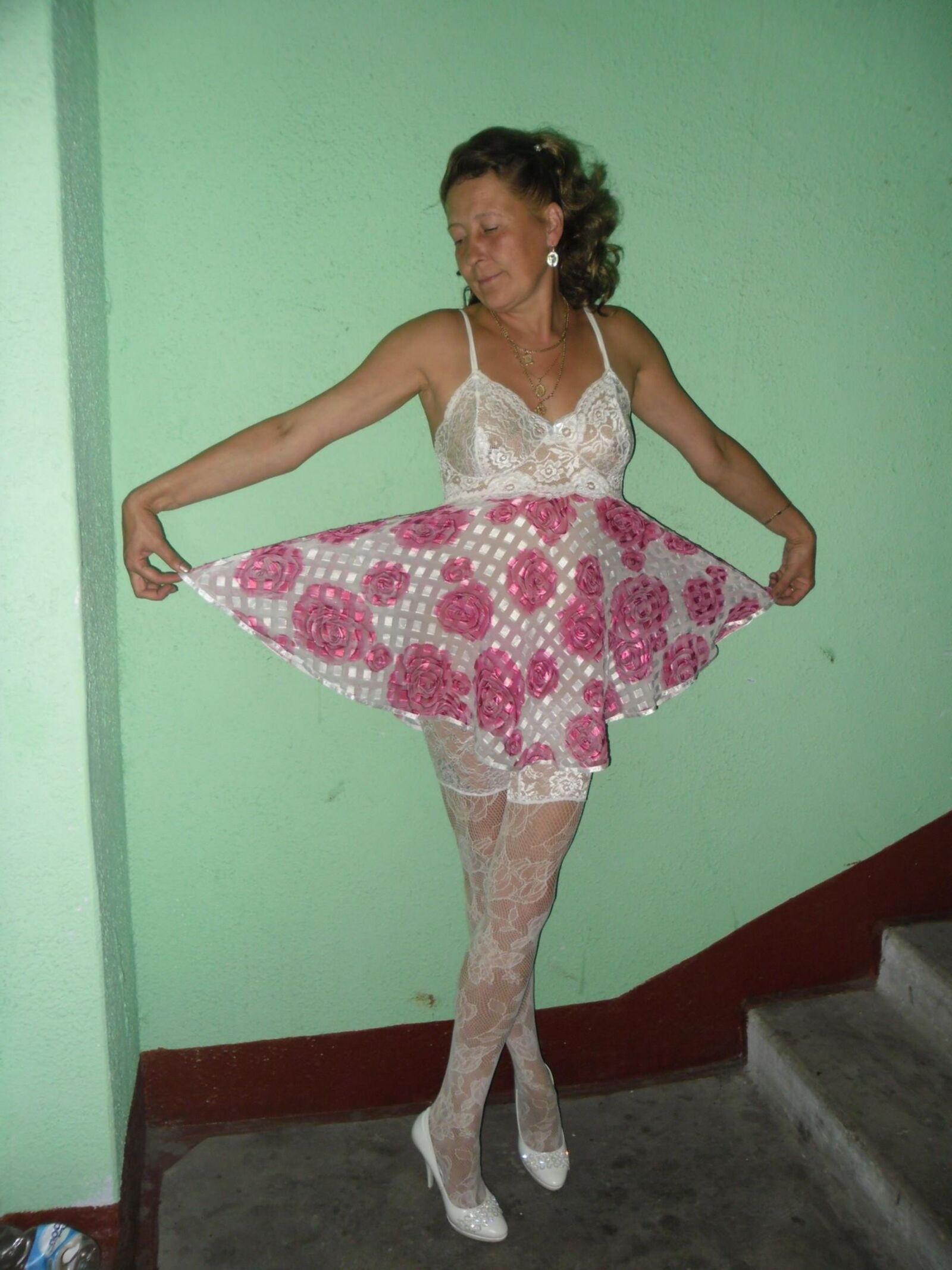 サンクトペテルブルクのイリーナとダーシャロシアの母親と娘